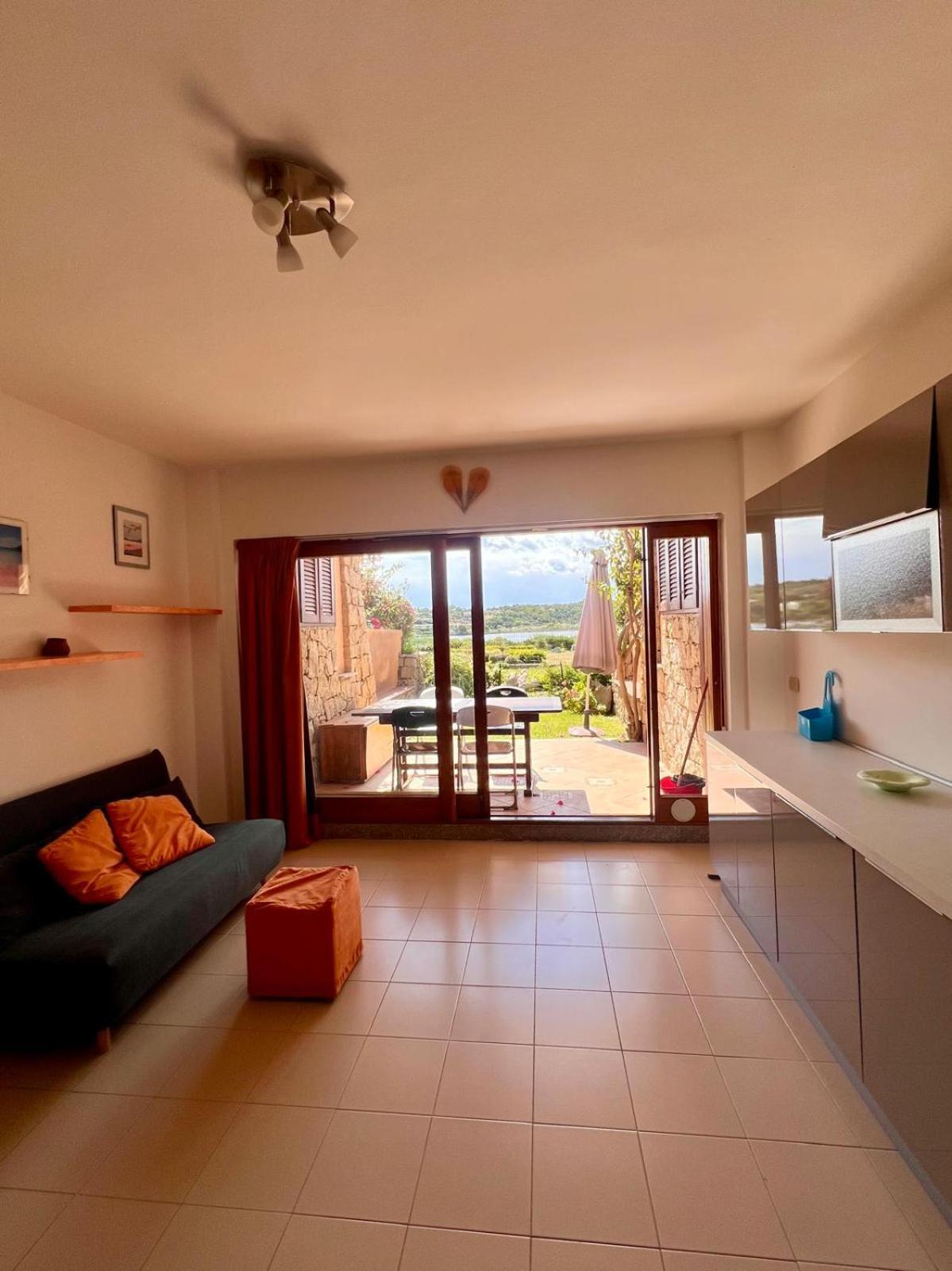 Residenze Coda Cavallo Сан-Теодоро Экстерьер фото